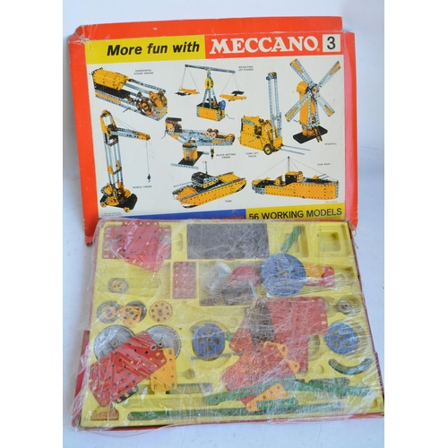 177 - Collection of Meccano including boxed sets (some incomplete, boxes in poor condition), vintage table... 