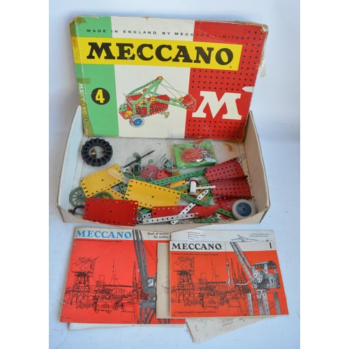 177 - Collection of Meccano including boxed sets (some incomplete, boxes in poor condition), vintage table... 