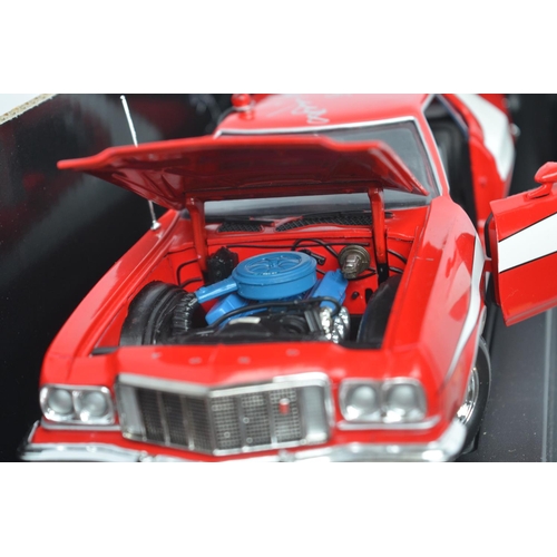 190 - Ertl Collectibles 1/18 diecast Starsky & Hutch Ford Gran Torino with signatures and CoA from Grand P... 