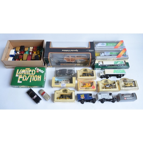 193 - Collection of diecast model vehicles, many boxed, various scales and manufacturers to include Corgi ... 