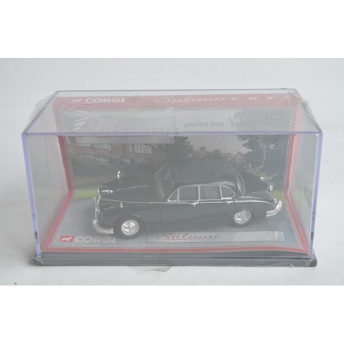 202 - Collection of vintage and modern diecast model vehicles/sets to include Matchbox MC-18 5 vehicle Fer... 