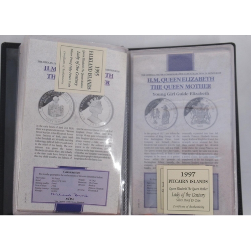 722 - The Official Coin Collection in Honour of H.M. Queen Elizabeth The Queen Mother case cont. 20  Royal... 