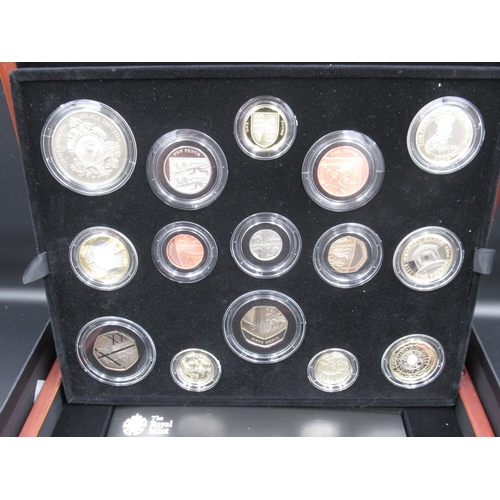 756 - The Royal Mint United Kingdom 2014 Premium proof coin set, a fifteen-coin set in fitted issue case w... 