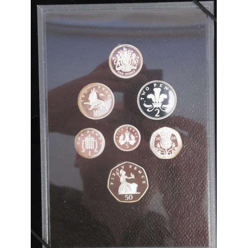 715 - The Royal Mint - 2008 United Kingdom Coinage Royal Shield of Arms Silver Proof Collection Limited Ed... 