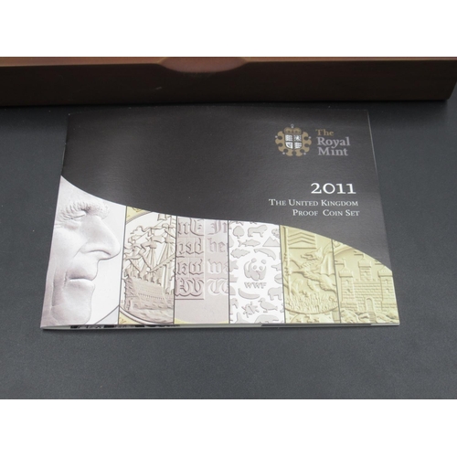 739 - Royal Mint - 2011 United Kingdom Executive Proof Set, Limited Edition no.0500/5000, in original box ... 