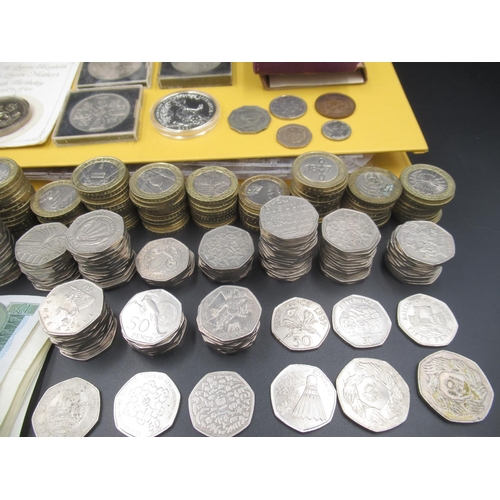 747 - Large mixed collection of British coins and bank notes to inc. commemorative £2 coins (approx 247) 5... 