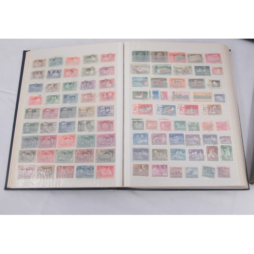 821 - Collection of 5 stamps folders containing an assorted collection of c20th (and some late c19th) Sout... 