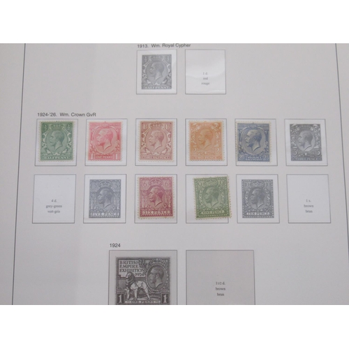 817 - A collection of 6 folders containing assorted GB stamps from the c19th & c20th covering Queen Victor... 