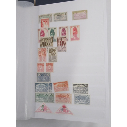 823 - Assorted collection of International stamps to inc. folder w/slip-case of c20th Vatican stamps, a st... 