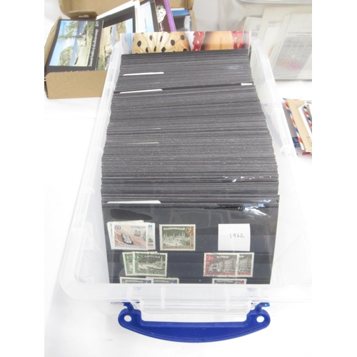 827 - Assorted collection of German Stamp sets, Air World and International Covers, & mixed stamp booklets... 