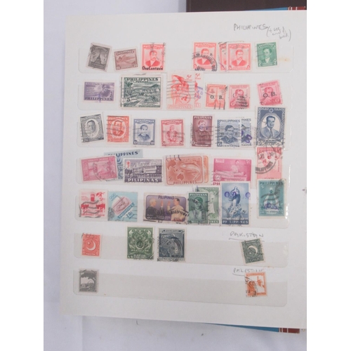 830 - Davo Liechtenstein stamp album, 2 stamp albums cont. various world stamps, Davo USA stamp album and ... 