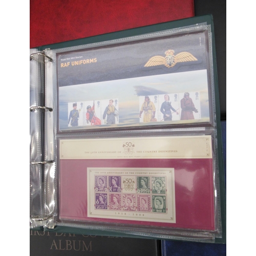 818 - Large assorted collection of GB First Day Covers and Royal Mint Stamps held in 19 albums (Qty.)