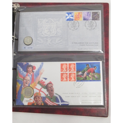 810 - Assorted collection of Coin covers in folder and loose to inc. The 100th Year of HM Queen Elizabeth ... 