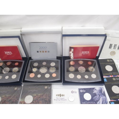 714 - The Royal Mint - large collection of mixed Royal Mint coins to inc. 2 2015 UK £100 Buckingham Palace... 