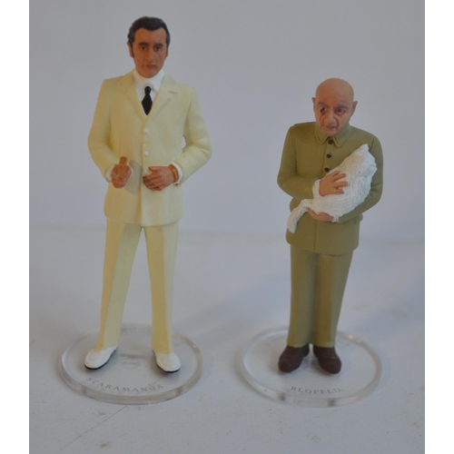 209 - Six boxed pre-painted metal James Bond Corgi Icon Figure models in 1/24 scale to include James Bond,... 