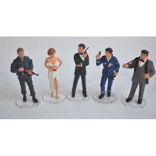 210 - Five boxed pre-painted metal James Bond Corgi Icon Figure models in 1/24 scale to include James Bond... 