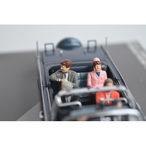 219 - Minichamps 1/43 scale diecast Presidential Vehicles Series No1 1961 Lincoln Continental Presidential... 