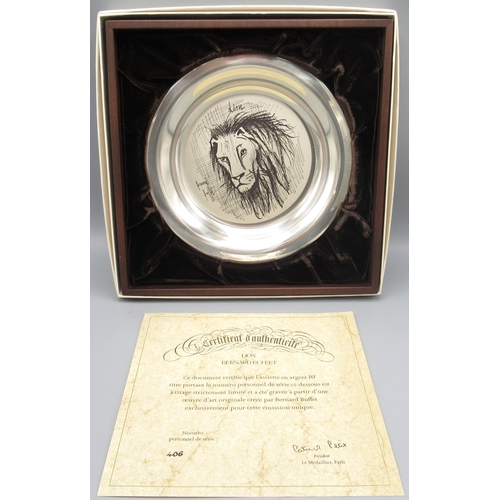 1045 - Bernard Buffet sterling silver Lion plate, stamped 925, C.1976, boxed with certificate, D20cm, 6.6oz... 