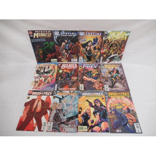 349 - Mixed collection of DC, Marvel and other comics to include: The Punisher, Batman, Mickey Spillane's ... 