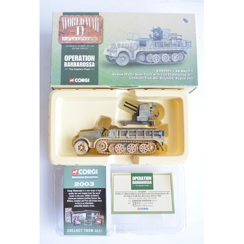 236 - Collection of diecast armour models including 24 cased 1/72 tanks from DeAgostini (no magazines), a ... 