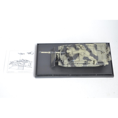 237 - Collection of 1/72 scale diecast WWII to modern armour models to include 23 DeAgostini examples (no ... 