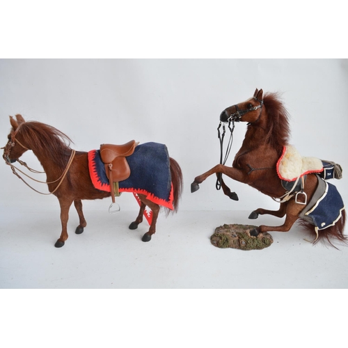 254 - Two 1/6 scale cannon and 2x horse models, no makers marks (cannons made from wood and metal)