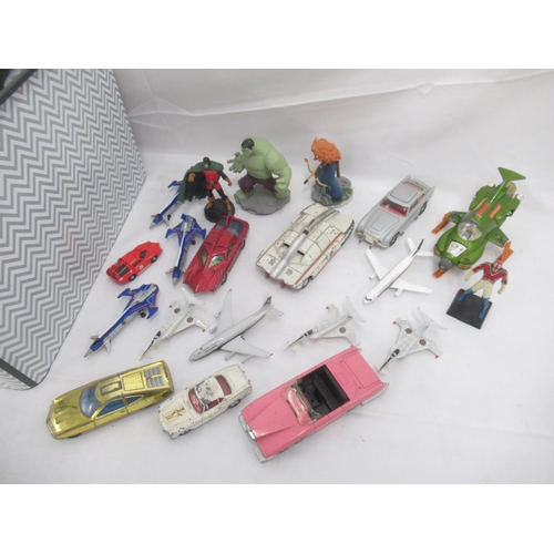 357 - Assorted collection of loose  Sci-Fi and other diecast vehicles and figures