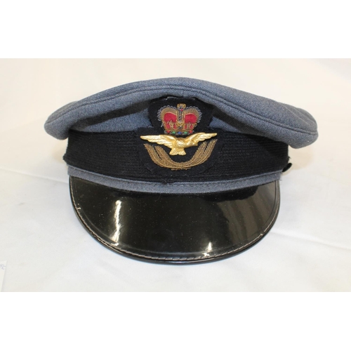 1131 - RAF Squadron Leader uniform, with insignia denoting membership of the medical corps. In very good co... 