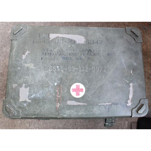 1135 - British Military metal  medical transport case with carrying handles. 50cmx58cmx40cm