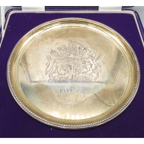 1265 - Silver salver commemorating Queen Elizabeth and Prince Philip's silver wedding anniversary, 1972, No... 