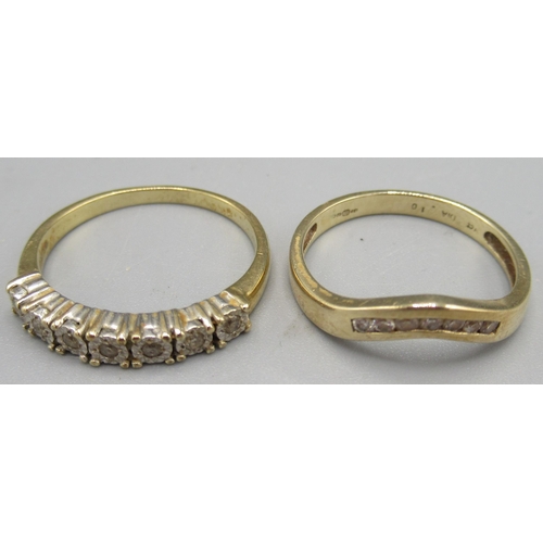 1281 - 9ct yellow gold ring set with row of brilliant cut diamonds, stamped 375, K1/2, and another similar,... 