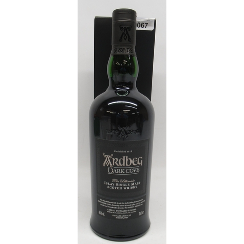 1067 - Ardbeg Distillery, Ardbeg Dark Cove, Islay single malt whisky, 46.5%, 70cl bottle