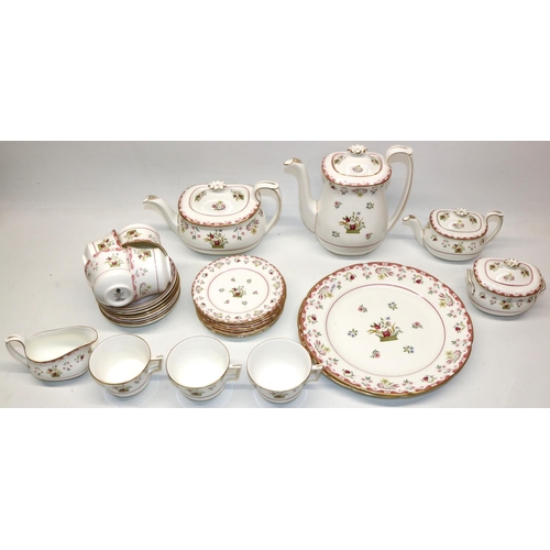 1200 - Collection of Wedgwood Bianca pattern teaware, incl. two teapots, coffee pot, cups, saucers, plates,... 