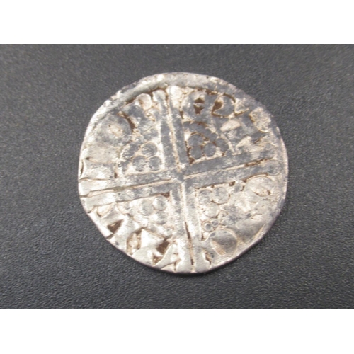 1676 - Henry III (1216-1272) 2 silver hammered pennies, Edward III (1327-1377) 2 silver hammered pennies (4... 