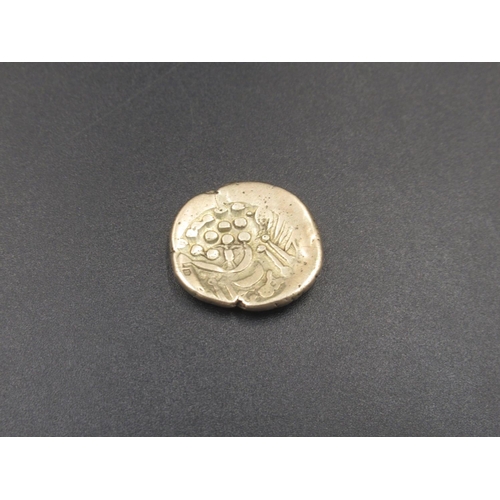 153 - British Celtic gold stater (6.1g) (Victor Brox collection)