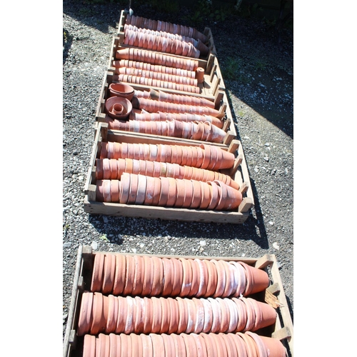 1594 - (Large quantity). Four crates of circa 1940s terracotta plant pots. Sizes 3 inch and 4 1/2 inch