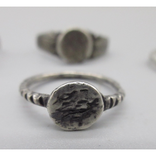 122 - Seven silver and white metal ancient rings (Victor Brox collection)