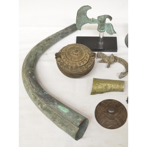 243 - Collection of ancient metalware to include Roman, Islamic and other items including small figures, p... 