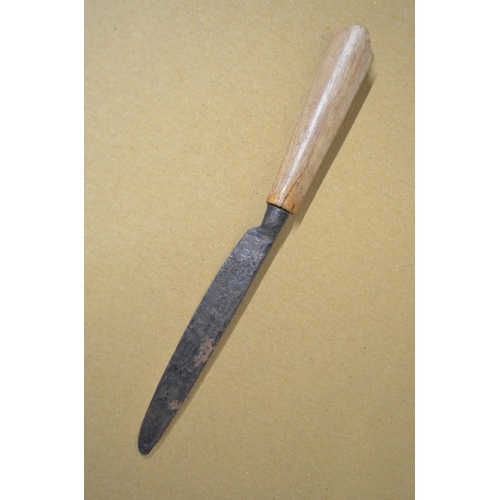 284 - English Tudor period knife with bone handle (possibly a later addition), found in the River Thames. ... 