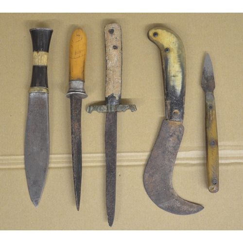 285 - Collection of historical knives to include a Spanish dress dagger, African tribal knife with horn an... 