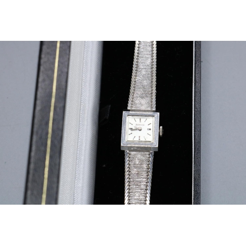 1344 - Ladies Berios 18ct white gold wristwatch on integrated polished and engraved bracelet, hallmarked 18... 