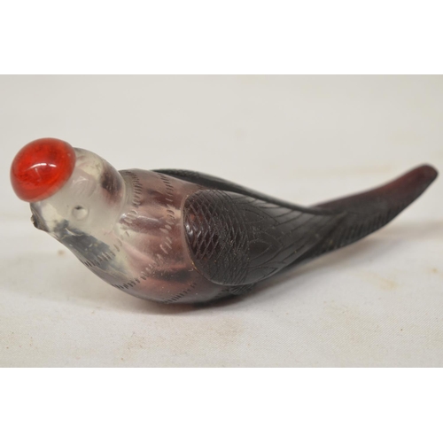 57 - Chinese  scent flask carved in the form of a bird. Beak broken off,  (Victor Brox collection)