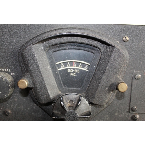 1234 - Circa 1940s BC-348-R radio receiver, produced for the U.S. Army Signal Corps. Original buttons and d... 