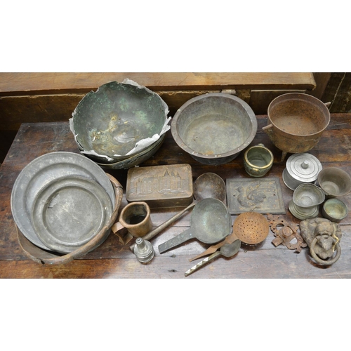 82 - Collection of antique metalware to include pewter plates, corroded copper bowls etc. (Victor Brox co... 