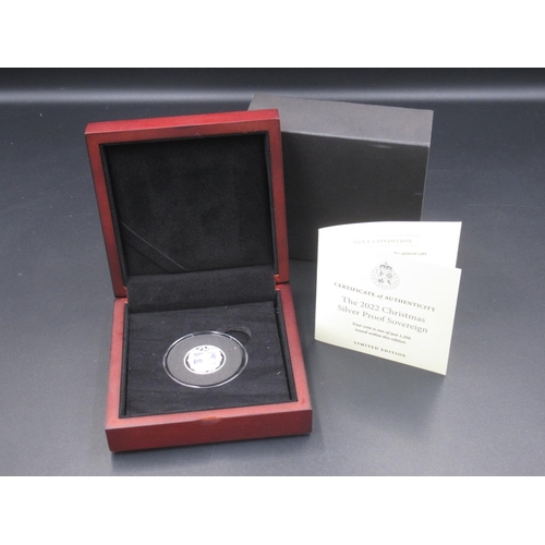 200 - The 2022 Christmas Silver Proof Sovereign, in case with COA limited edition of 1350 (Victor Brox col... 