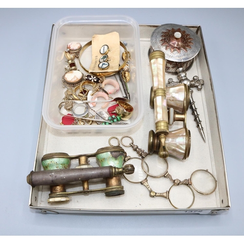 1372 - Collection of costume jewellery, including rings and brooches, a set of Guinness buttons, a white me... 