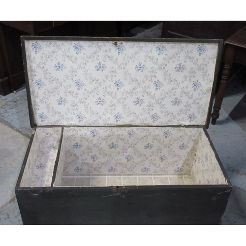 1189A - C19th painted pine blanket box, with candle tray, W92cm D46 H40