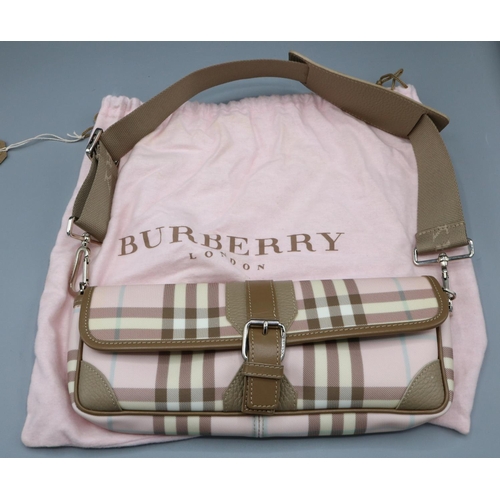 1224 - BURBERRY Nova check shoulder bag in PVC pink leather, product code yk7033B, serial number T-04-01, W... 