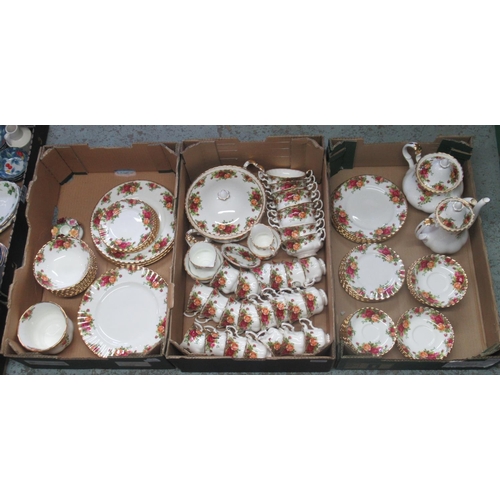 1650 - Large collection of Royal Albert Old Country Roses dinner and tea ware, incl. coffee pot, teapot, ei... 