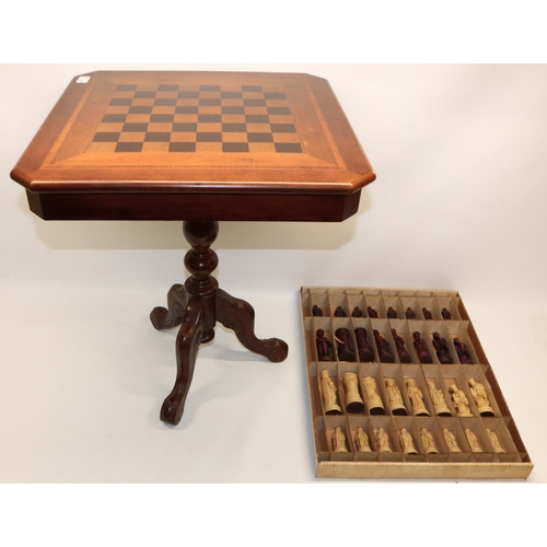 1734A - Decorative wooden chess table, complete with full set of ornate resin chess pieces